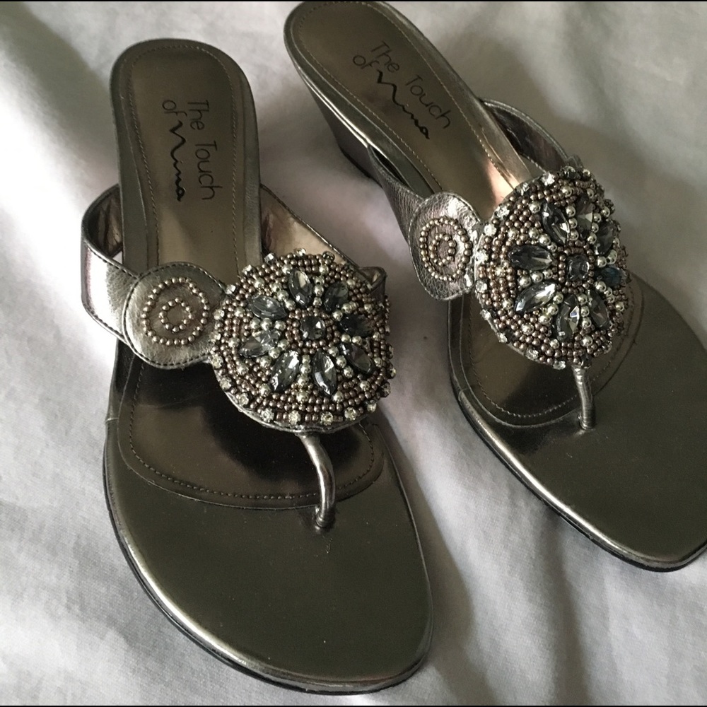 Silver wedges